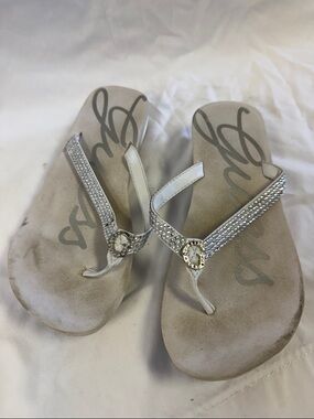 Guess White Rhinestone Thong Sandals with Jeweled Buckle